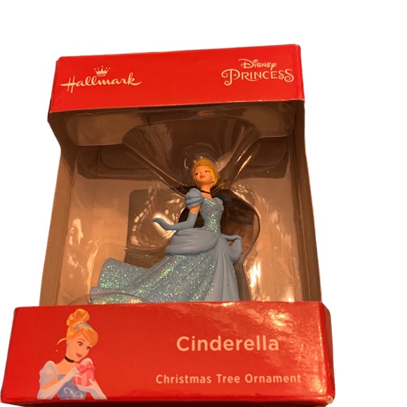 Collectible Hallmark Cinderella Christmas Tree Ornament New in box - Picture 2 of 2